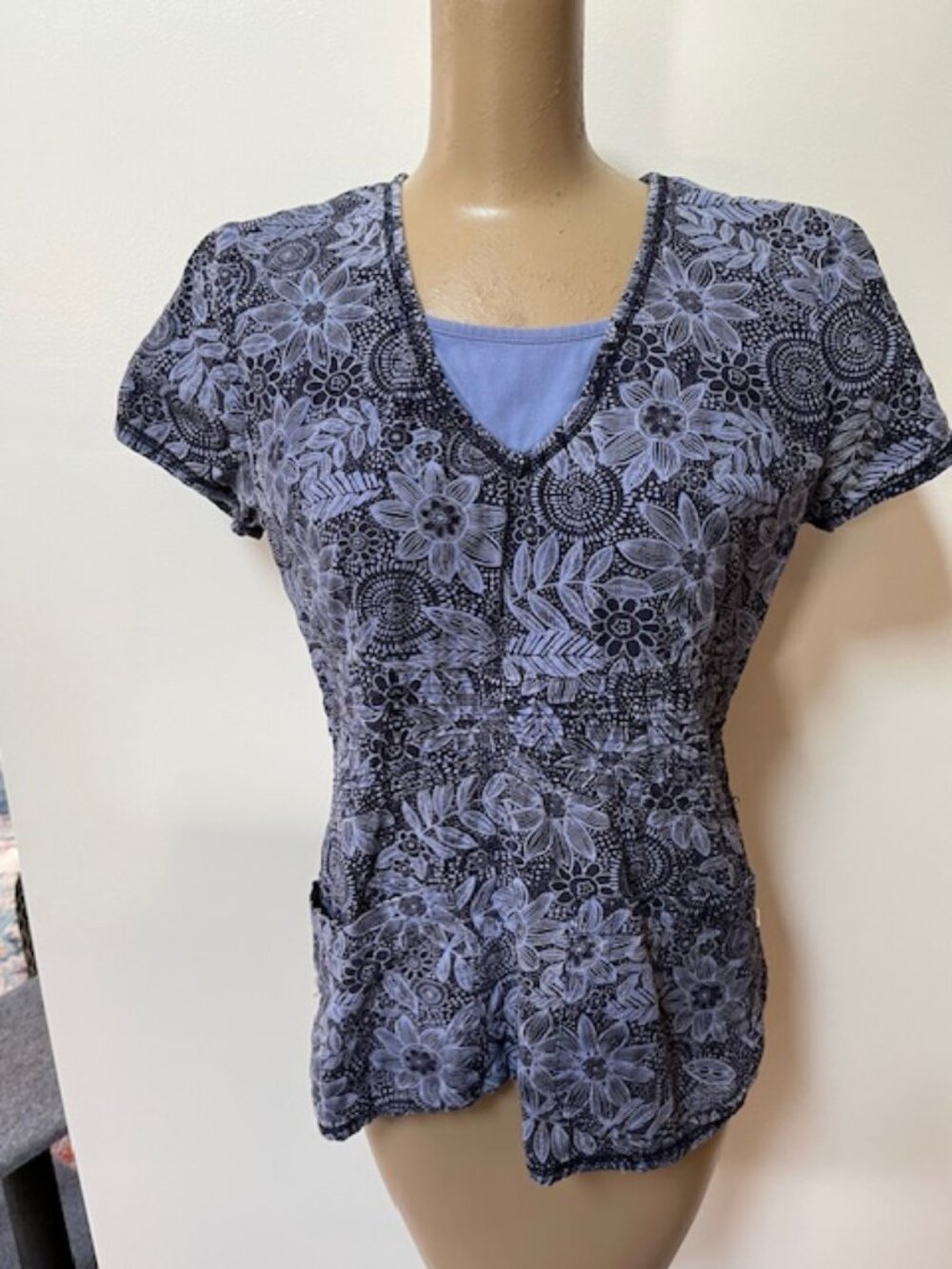 Medium Uniform Scrub Top Blue Floral Batik Cotton